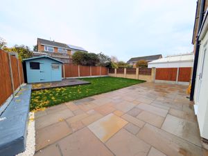 Photo 25- click for photo gallery